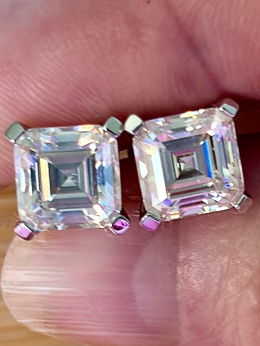 A perfect pair of 6ctw Asscher Moissanite studs in 935 Argentium silver! - Picture 4 of 15